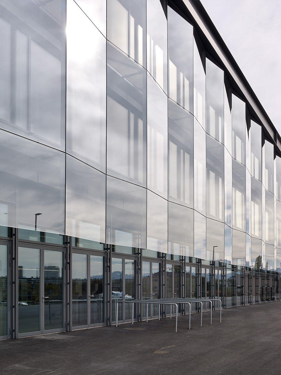 Stade de la Tuilière, Lausanne